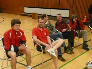 Werden Ende August wieder nebeneinander sitzen: Jan-Eike und Justus (Foto vom Spiel OSCII gegen Nortrup am 5.3.2010)